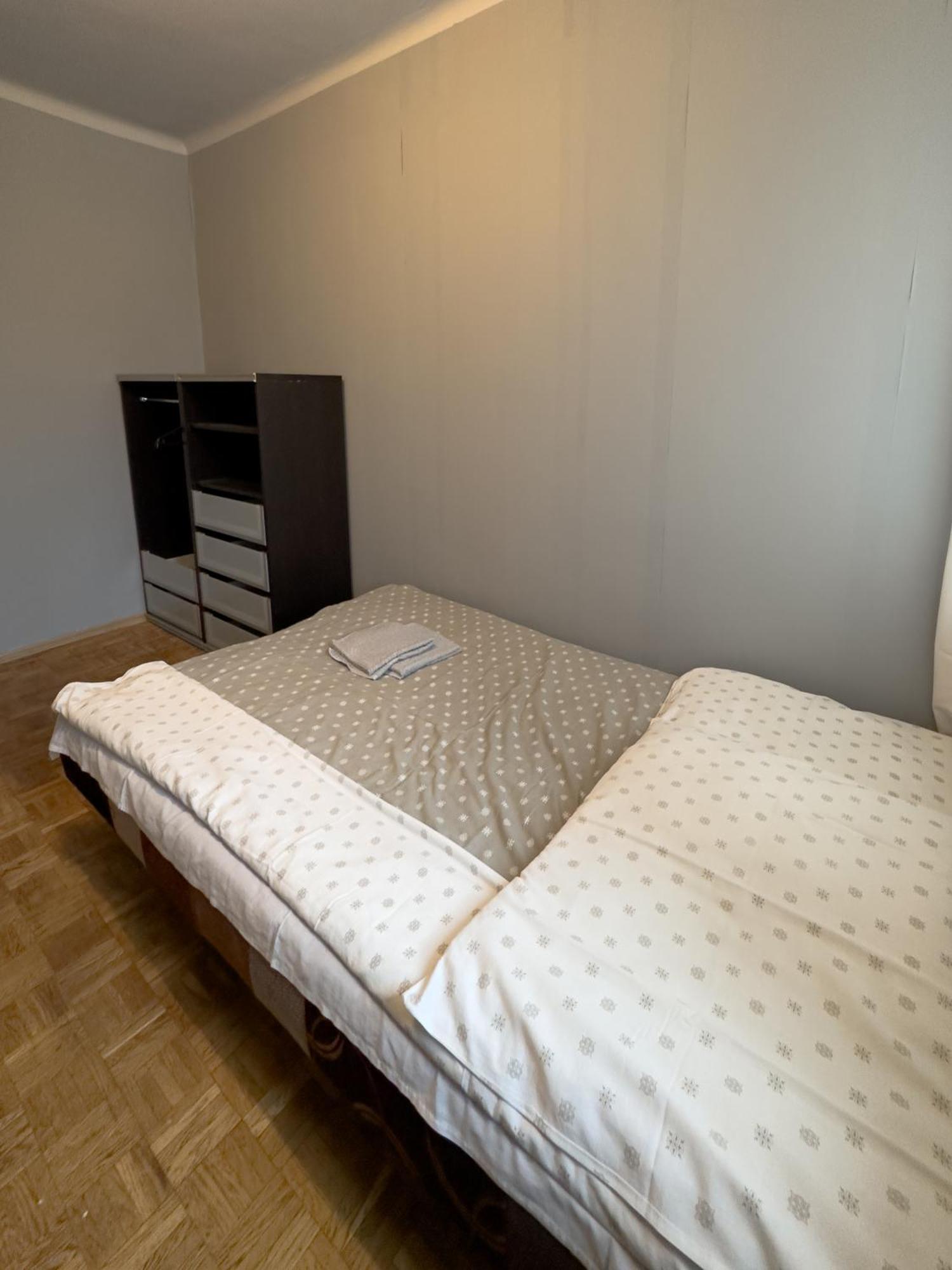 ז'שוב Kwadrat B&B Jalowego מראה חיצוני תמונה